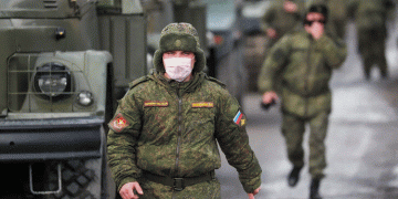 Мобілізованих мешканців Донецька тримають у полі без їжі та наказів – джерела